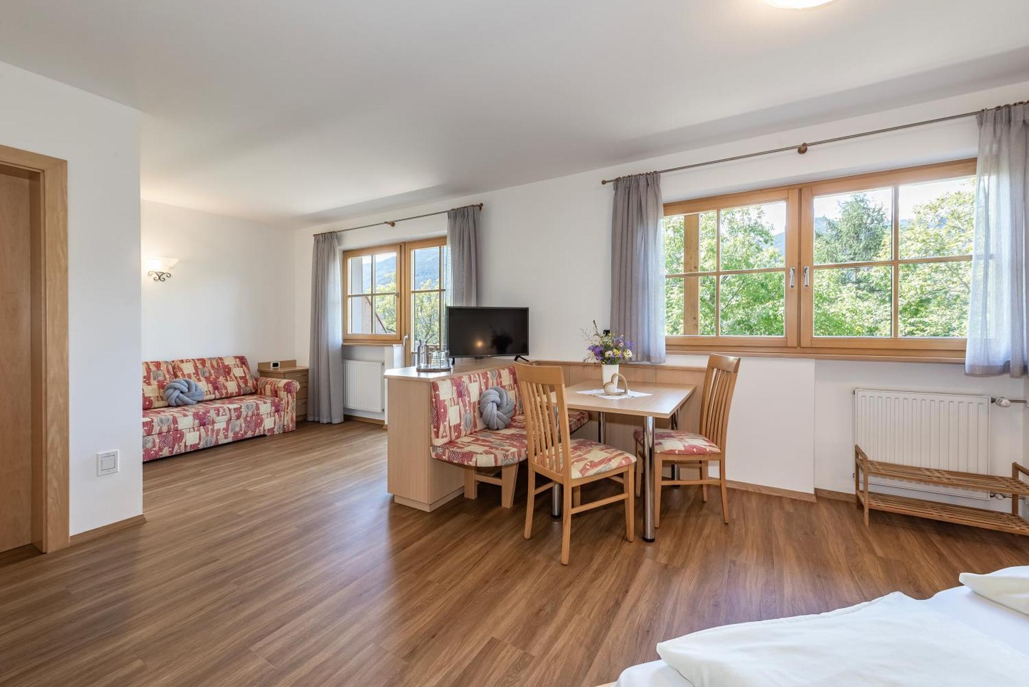 Trinnerhof- Hof Chalets Und Obsthof Mit Zimmer Natz-Schabs Bagian luar foto