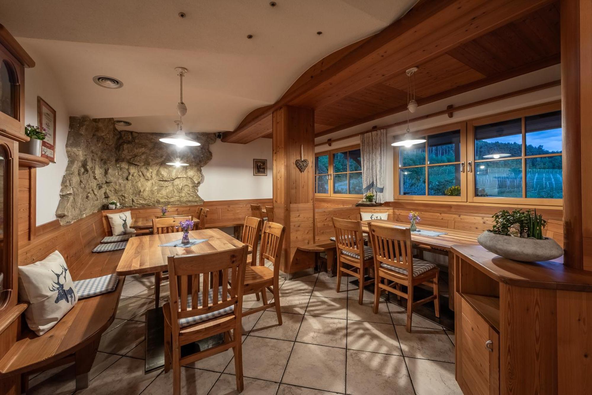Trinnerhof- Hof Chalets Und Obsthof Mit Zimmer Natz-Schabs Bagian luar foto