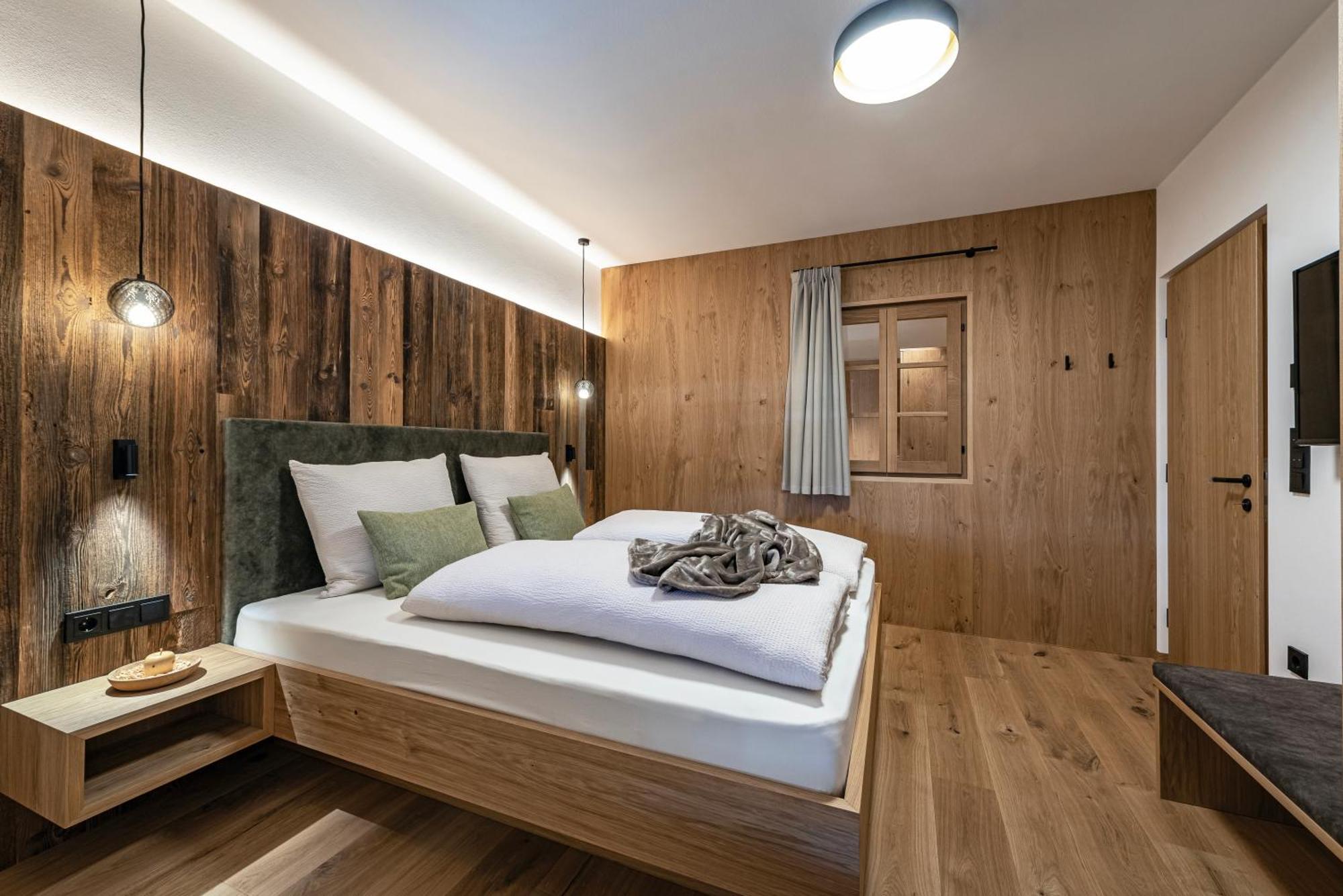 Trinnerhof- Hof Chalets Und Obsthof Mit Zimmer Natz-Schabs Bagian luar foto