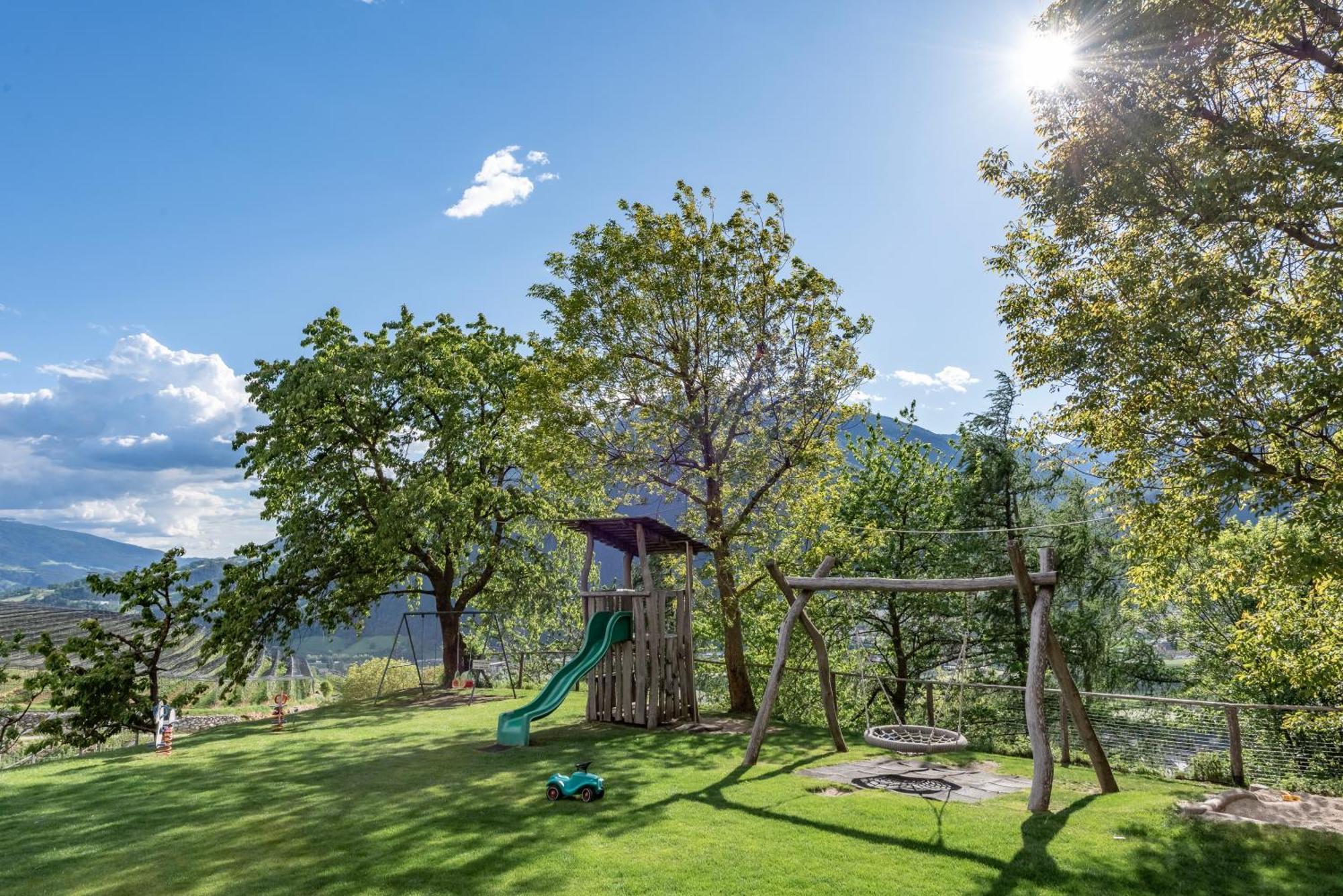 Trinnerhof- Hof Chalets Und Obsthof Mit Zimmer Natz-Schabs Bagian luar foto