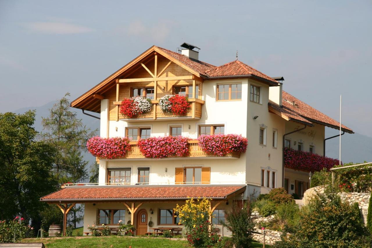 Trinnerhof- Hof Chalets Und Obsthof Mit Zimmer Natz-Schabs Bagian luar foto